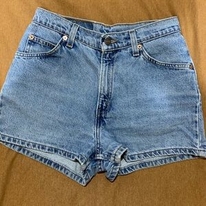 Levi Jean Shorts